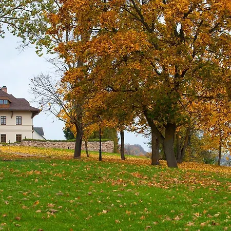 Hotel Mazmezotnes Muiza Mazmezotne