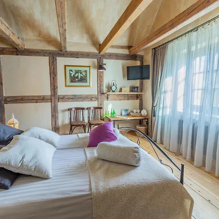 Hotel Mazmezotnes Muiza Mazmezotne