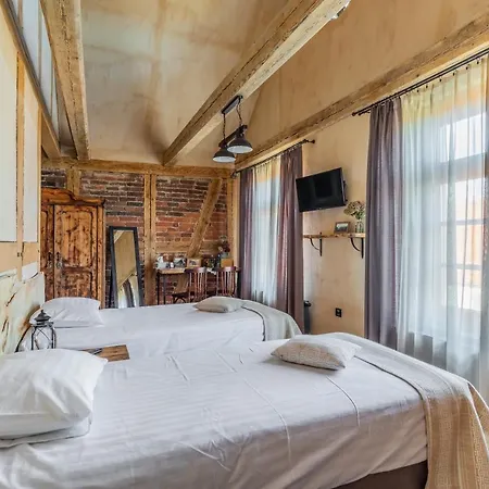 Hotel Mazmezotnes Muiza Mazmezotne